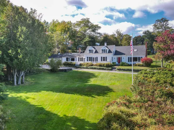 83 Cliff Road, Northport, ME 04849
