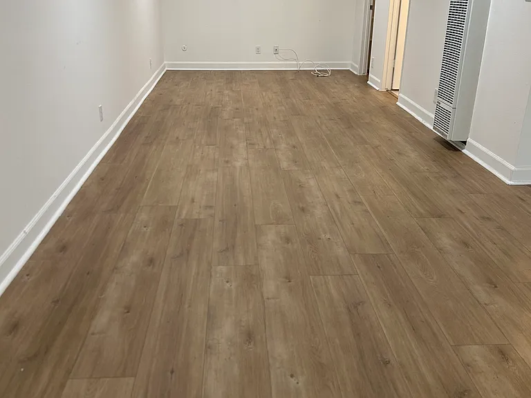 4712 Whitsett Ave #3 — Photo 5