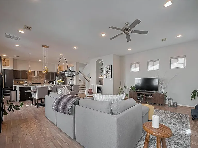 3940 Feagan St — Photo 10