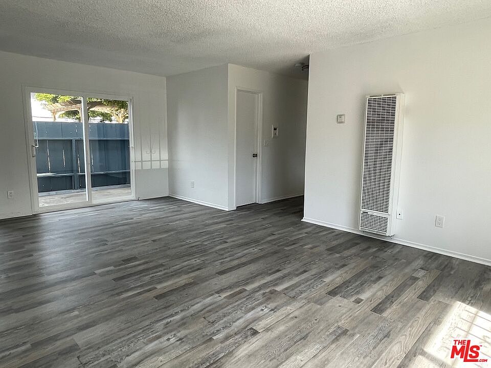 1st image of 840 W Colden Ave #9
