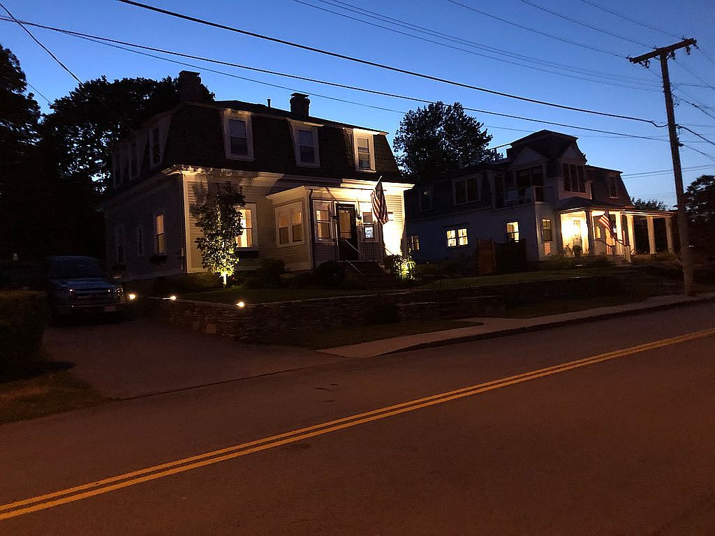 135 Eustis Ave, Newport, RI 02840 Zillow