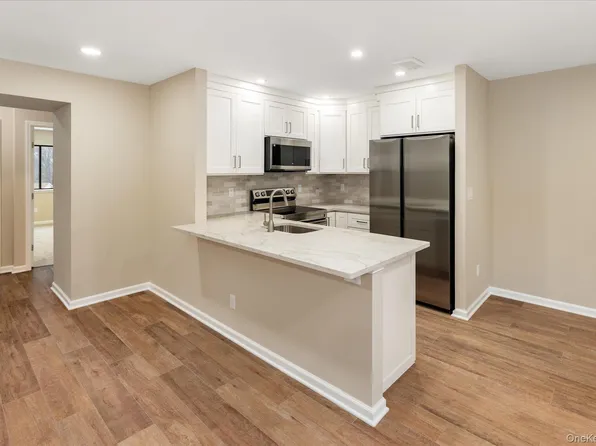 98 Molly Pitcher Lane #I, Yorktown Heights, NY 10598