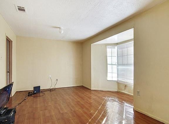 5th image of 6724 Brunswick Ct