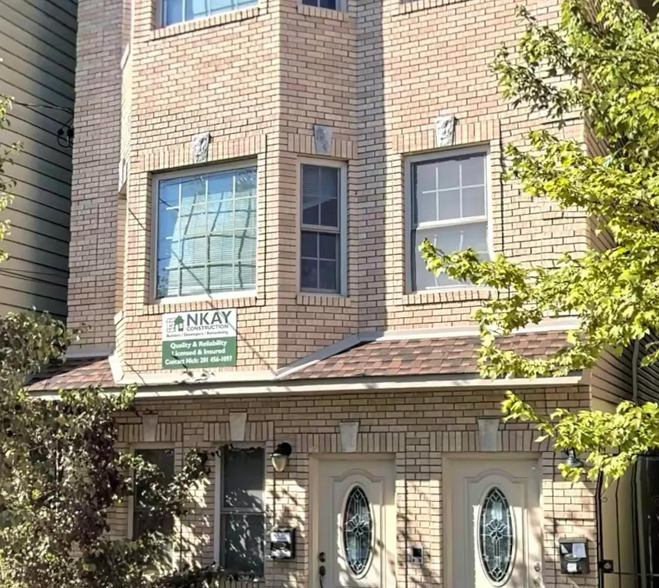4 bed, 1400 sqft, $4,099 — Photo 1