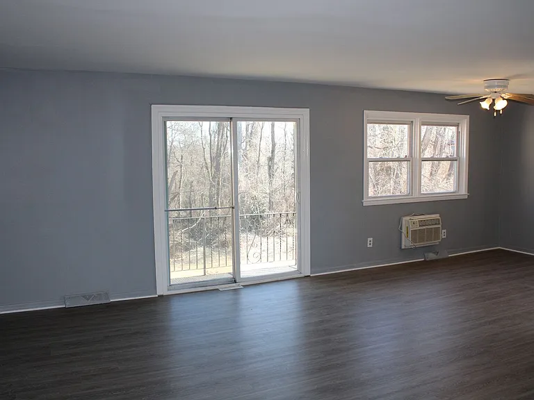 Wallingford View Apartments — Photo 7