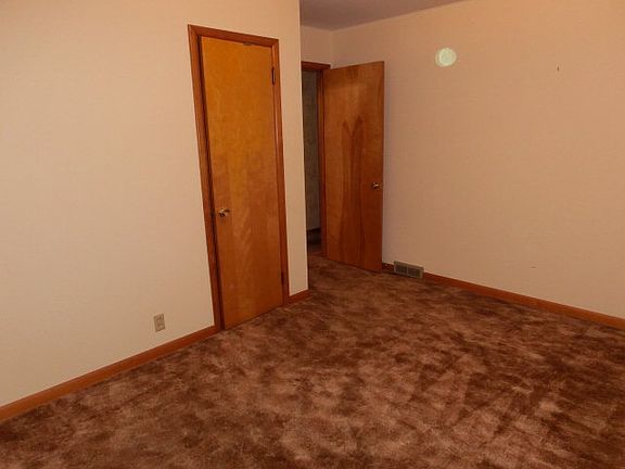 4th image of 403 Brentwood Dr