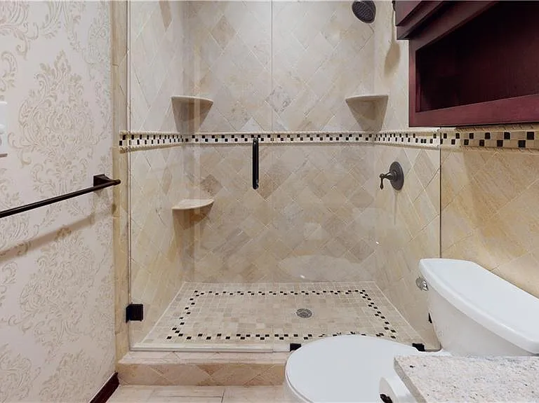 2816 Gardenia Cir — Photo 9