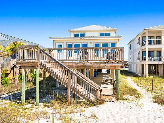 3rd image of 1637 W Beach Blvd