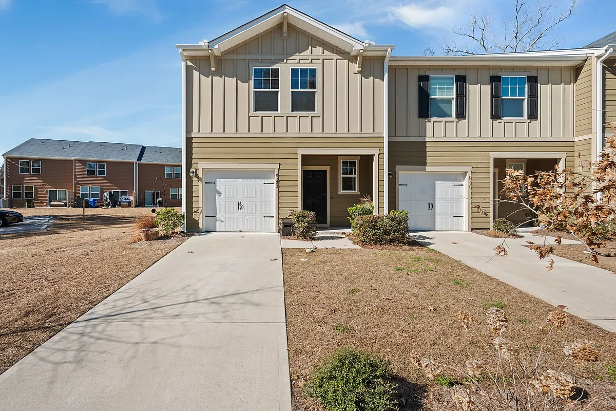 Building Photo - 5333 Cardinal Crest Blf