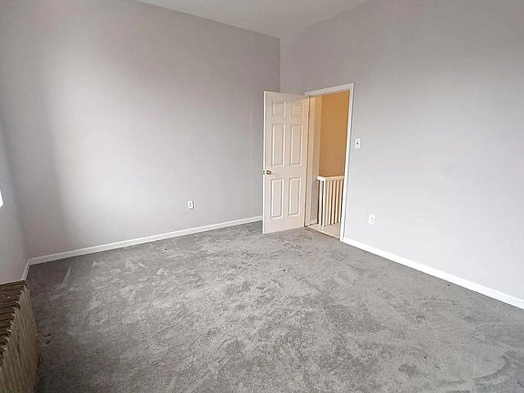3rd image of 1918 S 16th St Floor 2