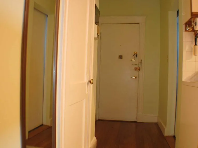 318 Summit Ave #12 — Photo 5