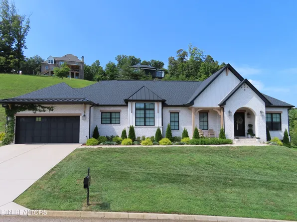 10229 Autumn Valley Ln, Knoxville, TN 37922