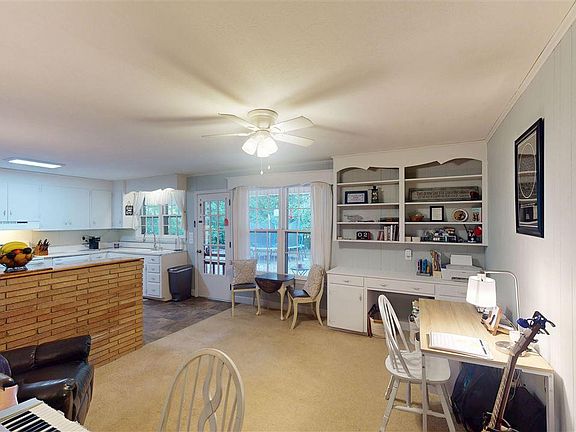 5th image of 1640 Baywood Cir