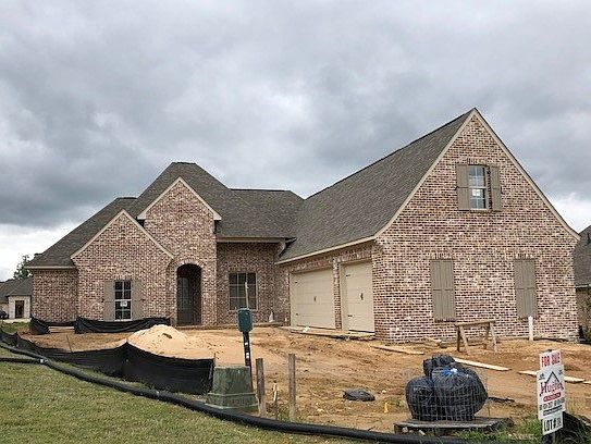 1st image of 105 Lake Vista Ct