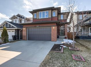 9812 224th St, Edmonton, AB T5T 7B8