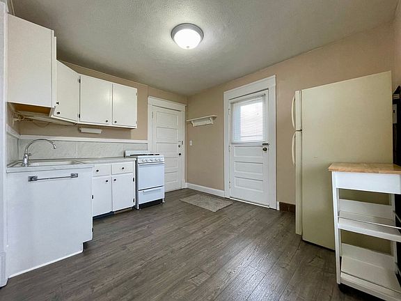 4th image of 3580 Marine St SW #2