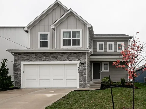8913 SW 9th St, Blue Springs, MO 64064