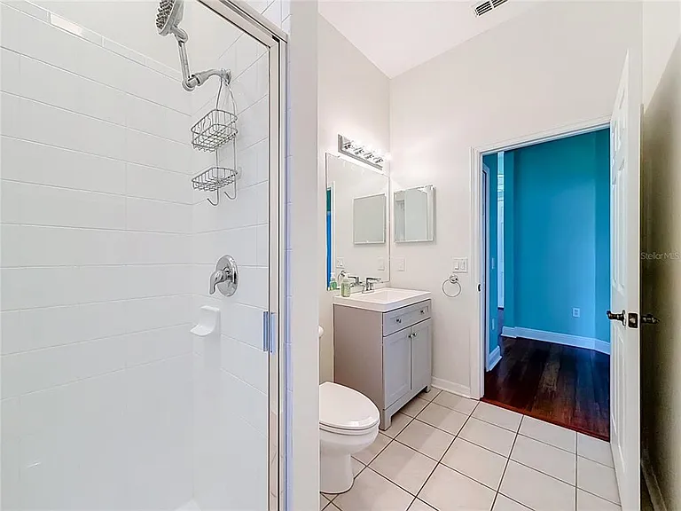2947 Majestic Isle Dr — Photo 32
