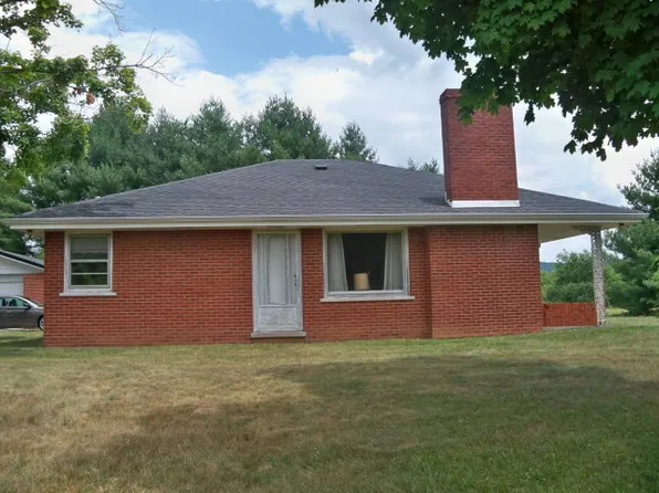 703 S Dogwood Dr, Berea, KY 40403