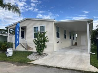 1101 82nd Ave #4STMAQ, Vero Beach, FL 32966