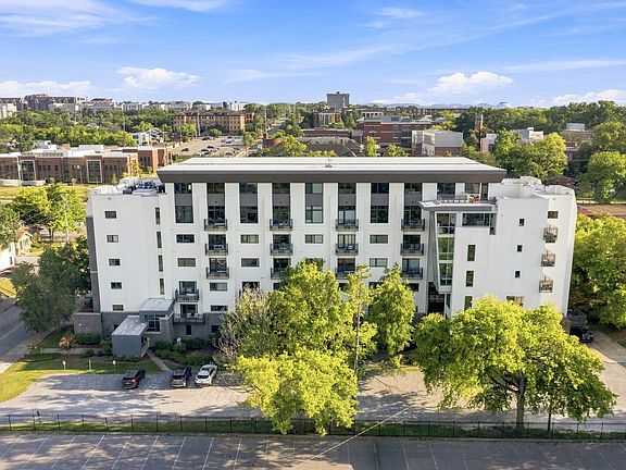 4th image of 1101 18th Ave S APT 205