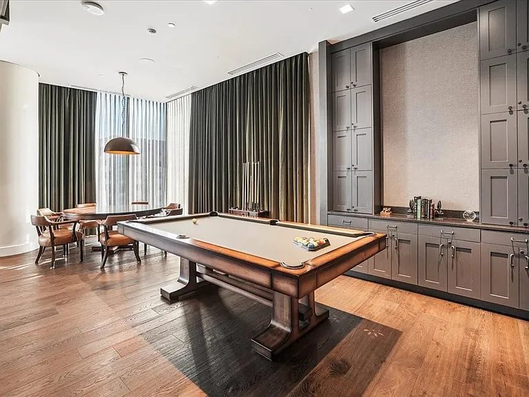 Owner's Lounge