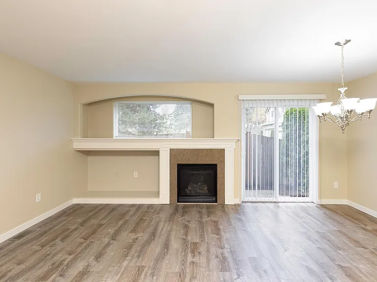2519 204th Pl SW — Photo 4