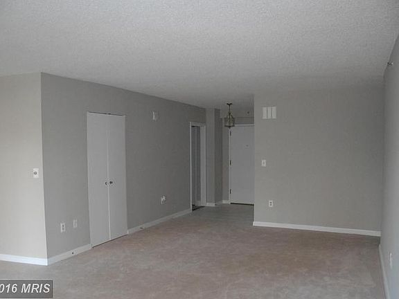 5th image of 1300 Crystal Dr APT 601S