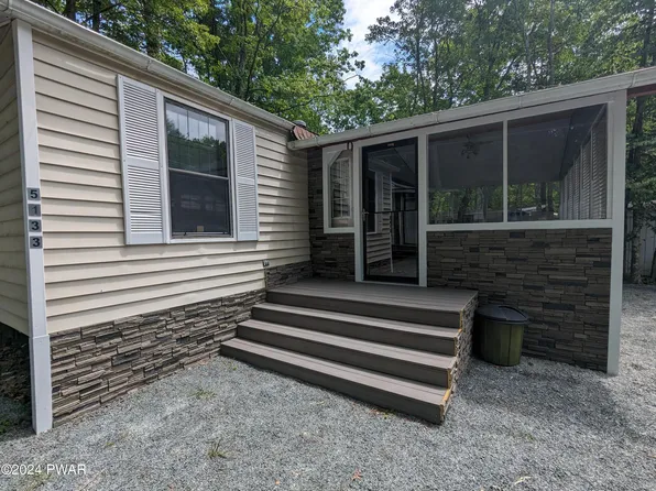 5133 Mohican Rd, Shohola, PA 18458