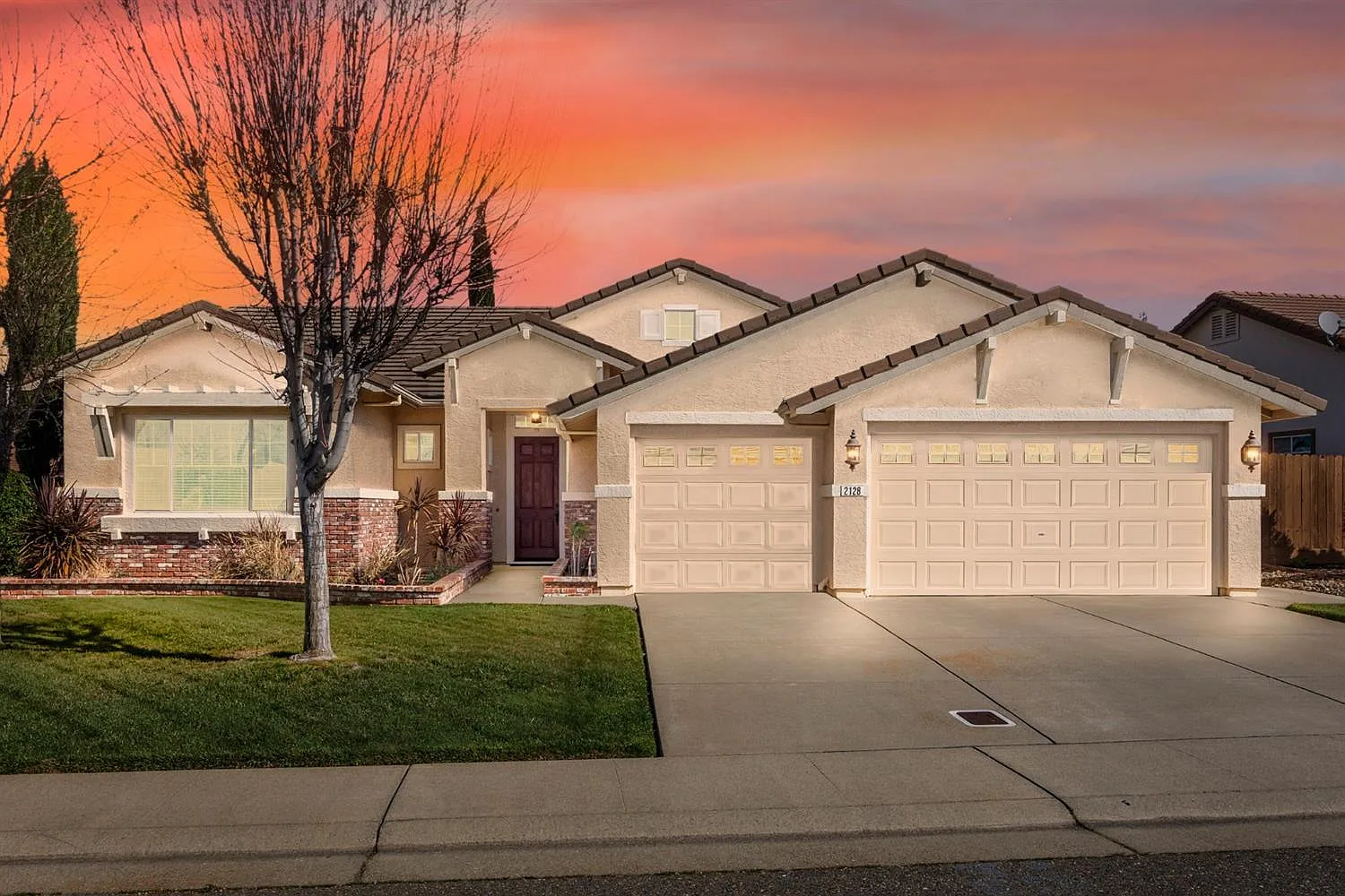 2128 Mullen Ct photo 1