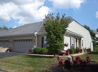 622 Strawbridge Ln, West Grove, PA 19390