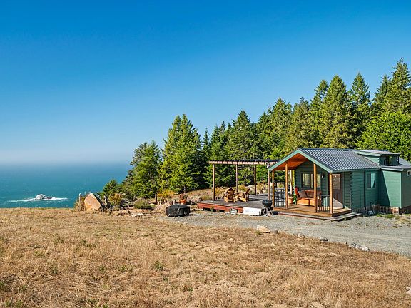 3rd image of 8821 S Highway 1