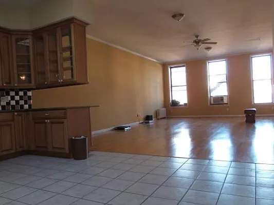 Rented by Aventana | media 8