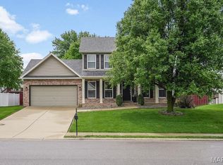 2646 Meridian Lake Dr, Shiloh, IL 62221