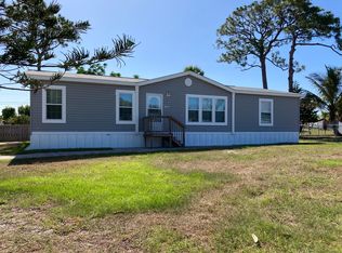 1554 NE Oriole Ave, Stuart, FL 34994