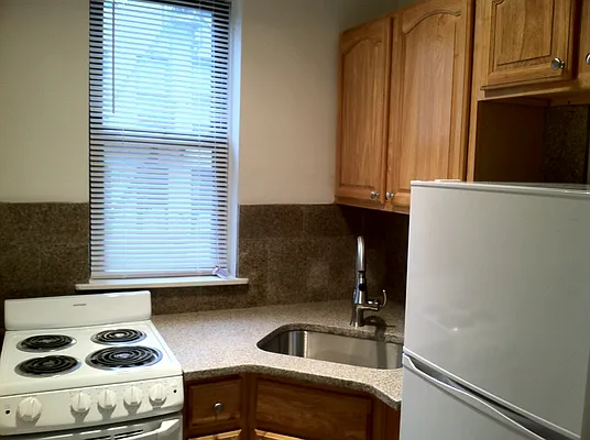 Rented by CVEK Real Estate | media 8