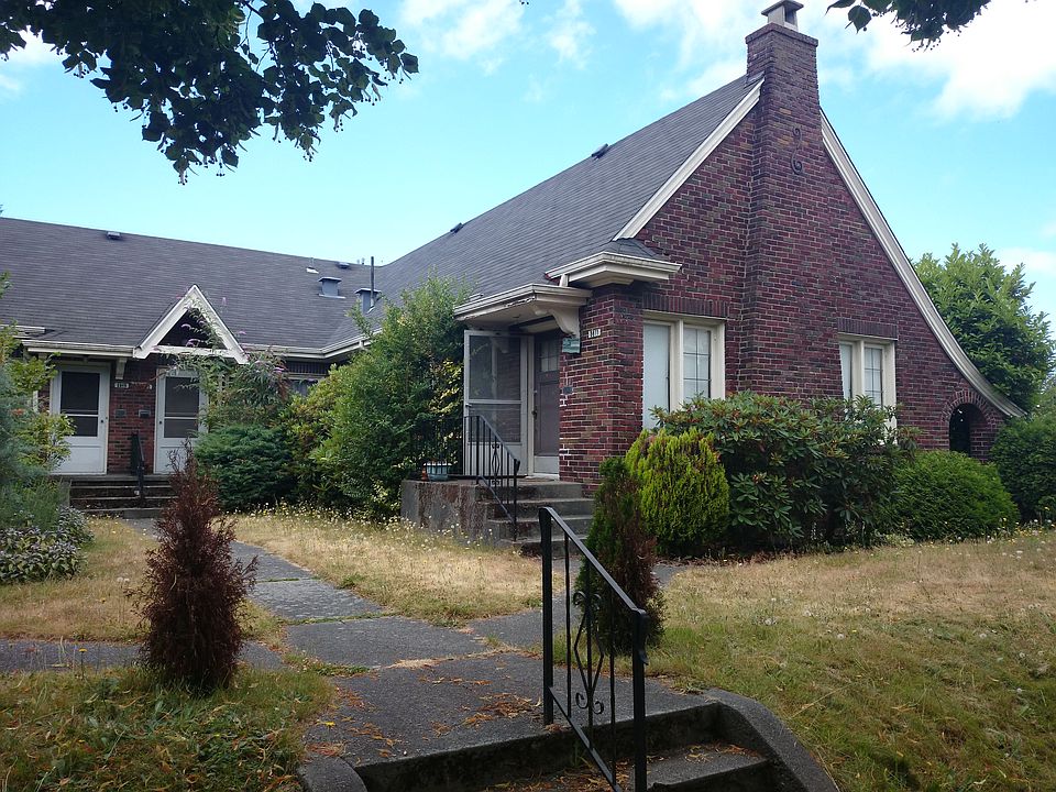 2nd image of 3811A California Ave SW