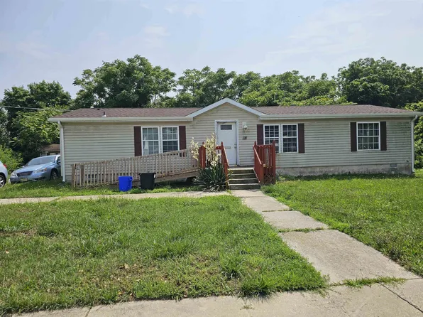 15 Pacific Ave, Pleasantville, NJ 08232