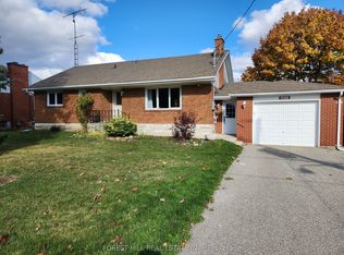 2577 Whaley Dr, Mississauga, ON L5B1X1