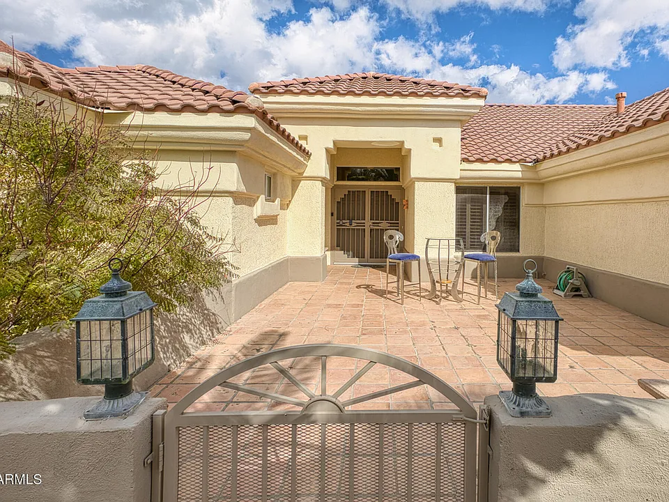 15704 W Sentinel Dr