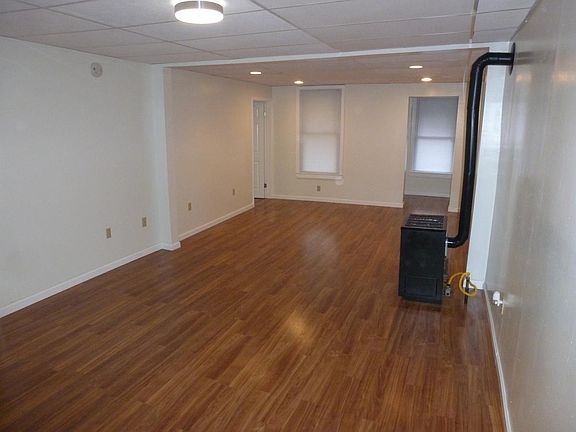 Spacious 400 sq. ft. living/dining area