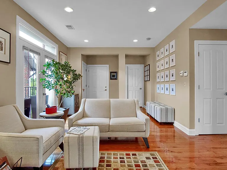 720 Westgate Ave #C — Photo 6