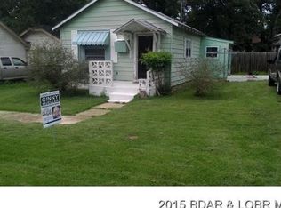 161 Iowa St SE, Camdenton, MO 65020