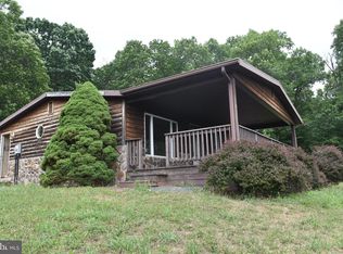 3774 Pleasant Grove Rd, Warfordsburg, PA 17267