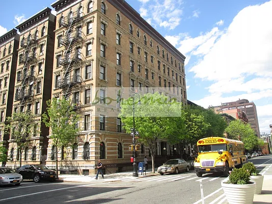 Rented by Bohemia Realty Group | media 8