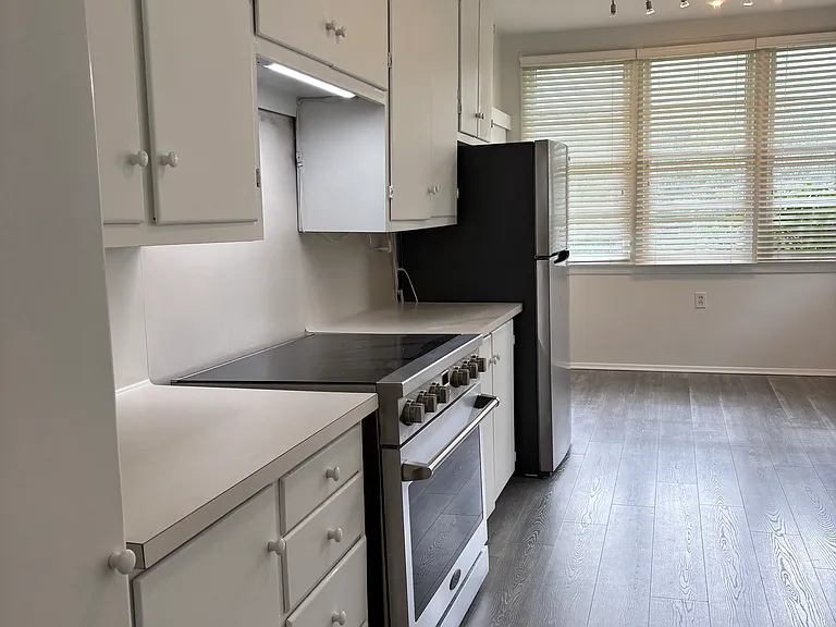 1322 Knollwood Dr — Photo 5