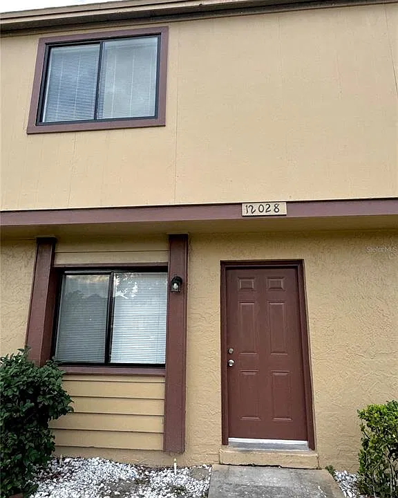 12028 Tift Cir
