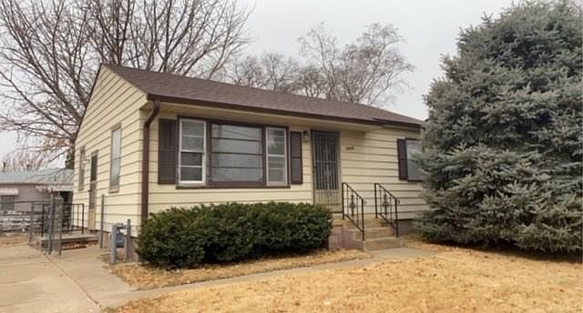 1st image of 1010 S 32nd St