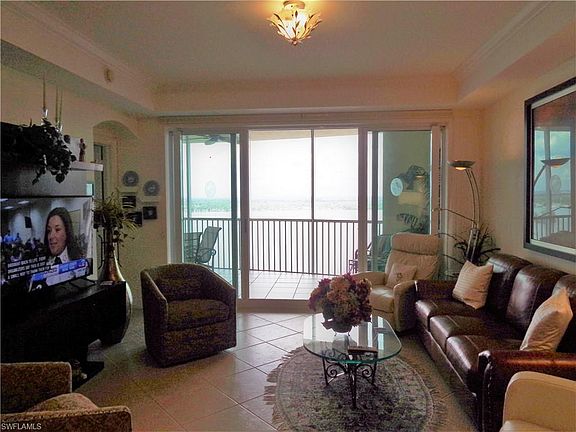 4th image of 2745 1st St APT 2604