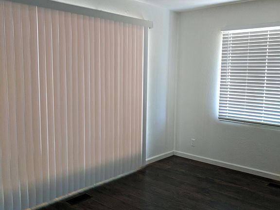 3rd image of 391 Idora Ave